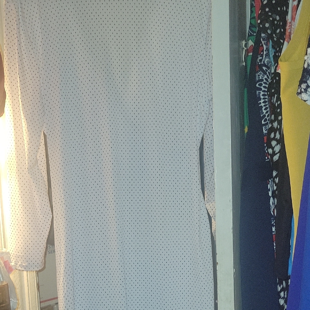 Elegant White Polka Dot Midi Dress - Picture 3 of 5